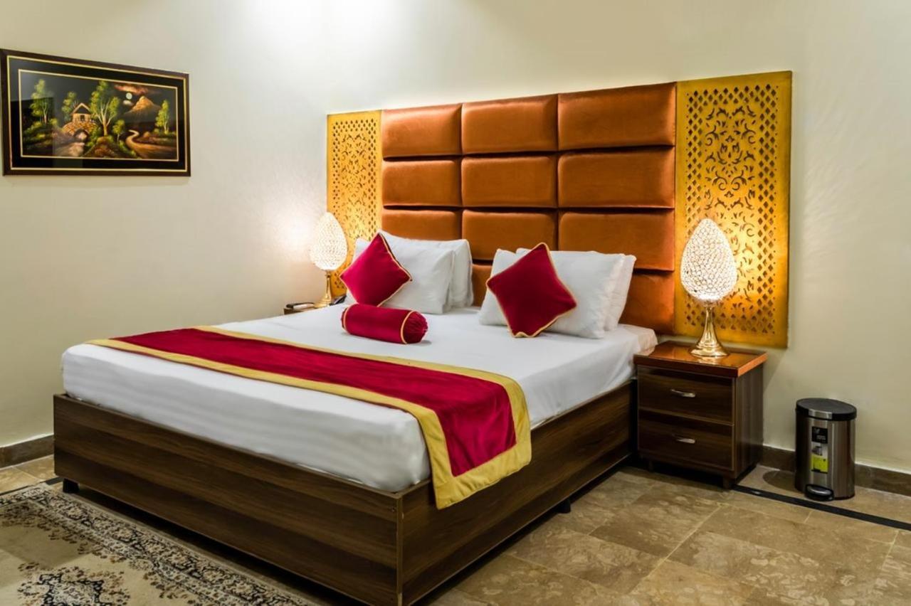 Rose Palace Hotel, Gulberg Λαχόρη Εξωτερικό φωτογραφία