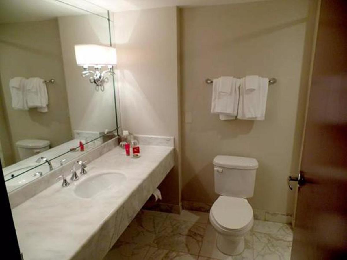 Rose Palace Hotel, Gulberg Λαχόρη Εξωτερικό φωτογραφία